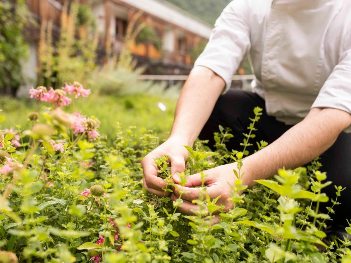 Biohotel Theiner'S Garten Lana Ngoại thất bức ảnh
